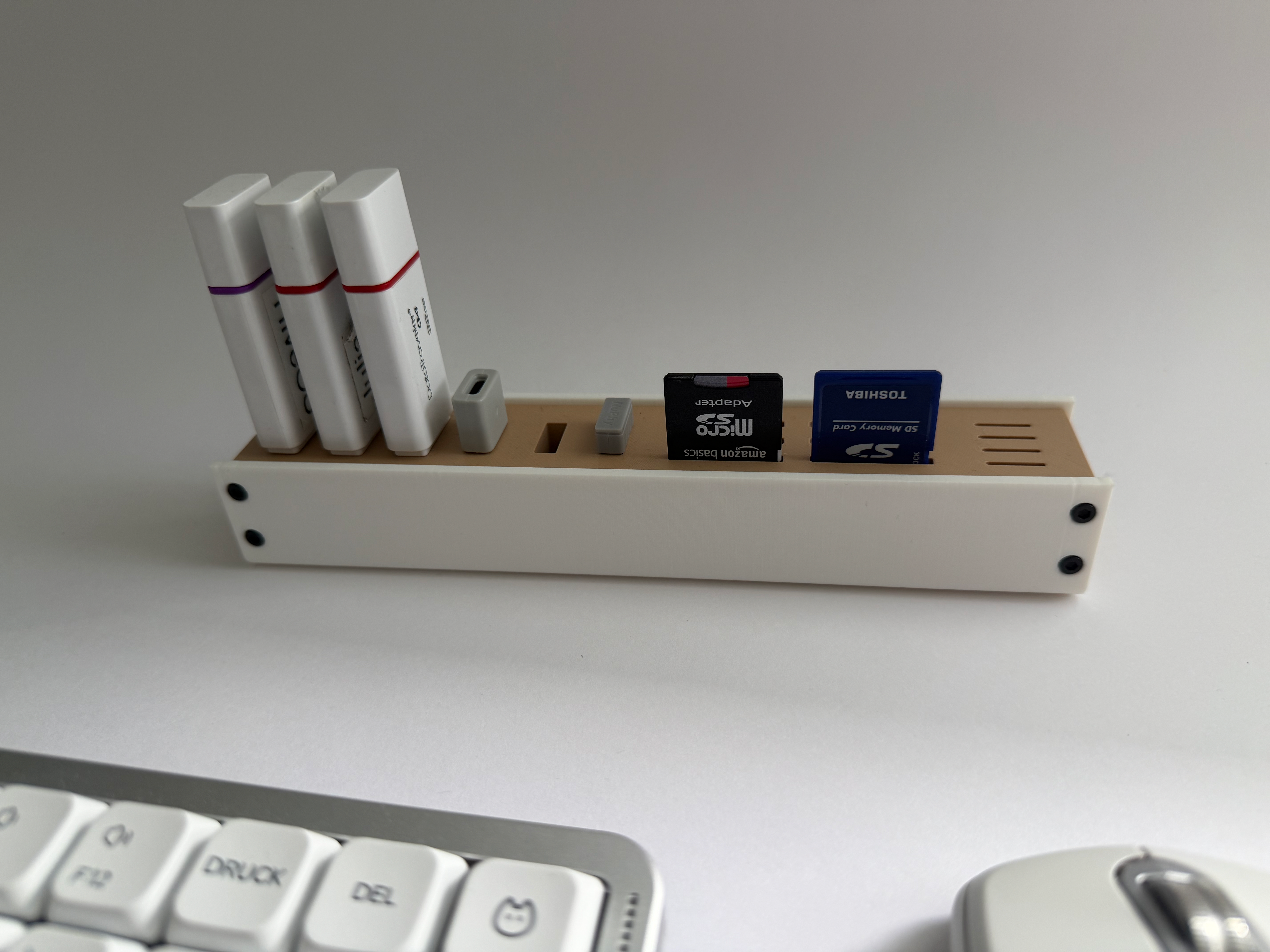 Japandi Storage Organiser — USB / SD / microSD Card Holder